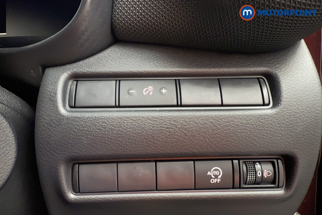 Nissan Juke N-Connecta Manual Petrol SUV - Stock Number (1571261) - 18th supplementary image