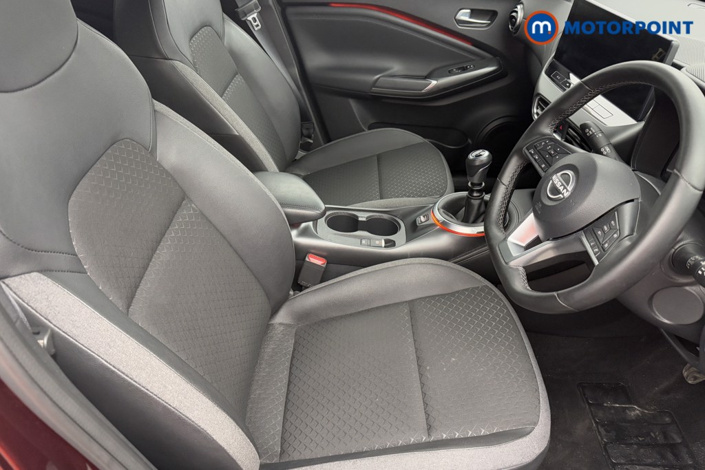 Nissan Juke N-Connecta Manual Petrol SUV - Stock Number (1571261) - 21st supplementary image
