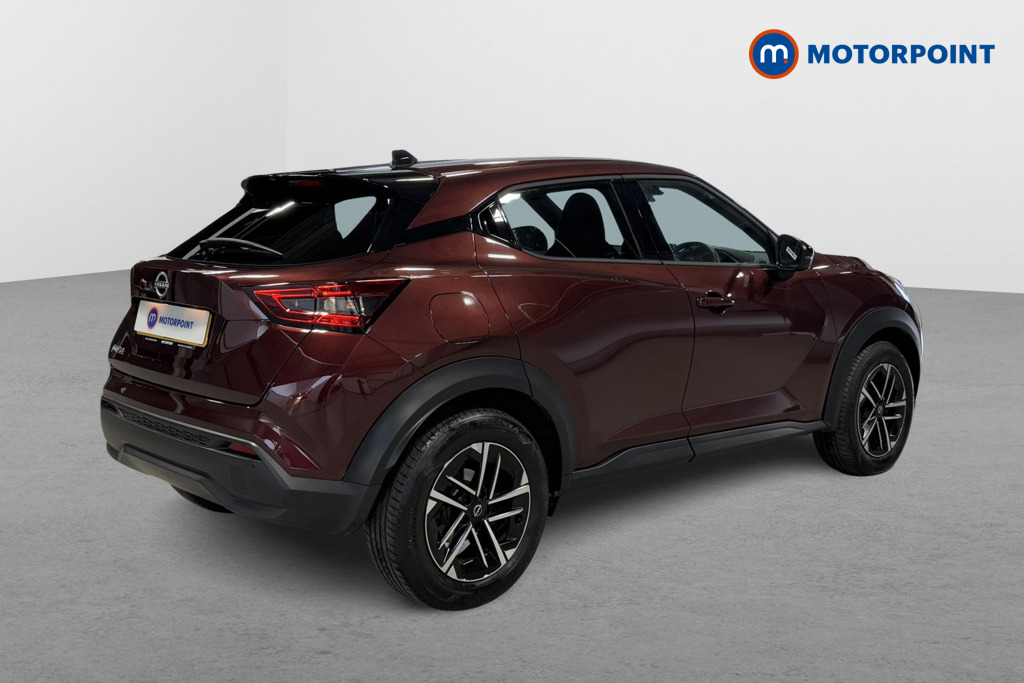 Nissan Juke N-Connecta Manual Petrol SUV - Stock Number (1571261) - Drivers side rear corner