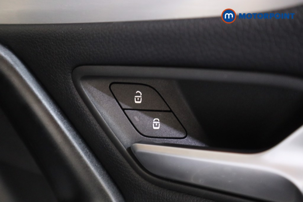 Mercedes-Benz CLA Amg Line Automatic Petrol Estate - Stock Number (1571922) - 12th supplementary image