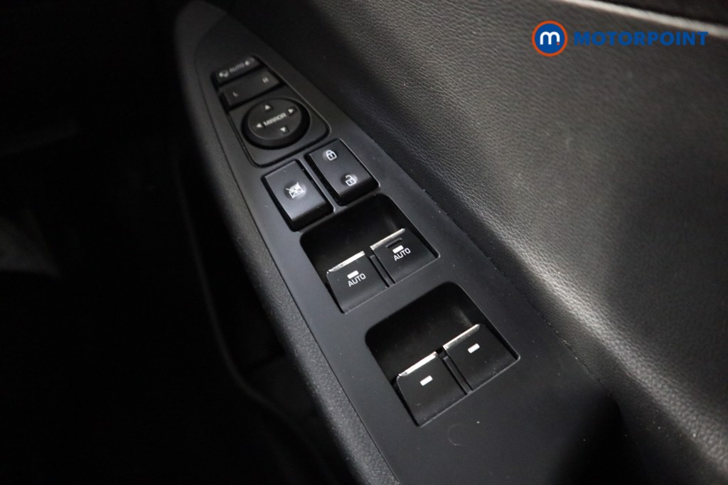 Hyundai Tucson Se Nav Manual Petrol SUV - Stock Number (1572500) - 6th supplementary image