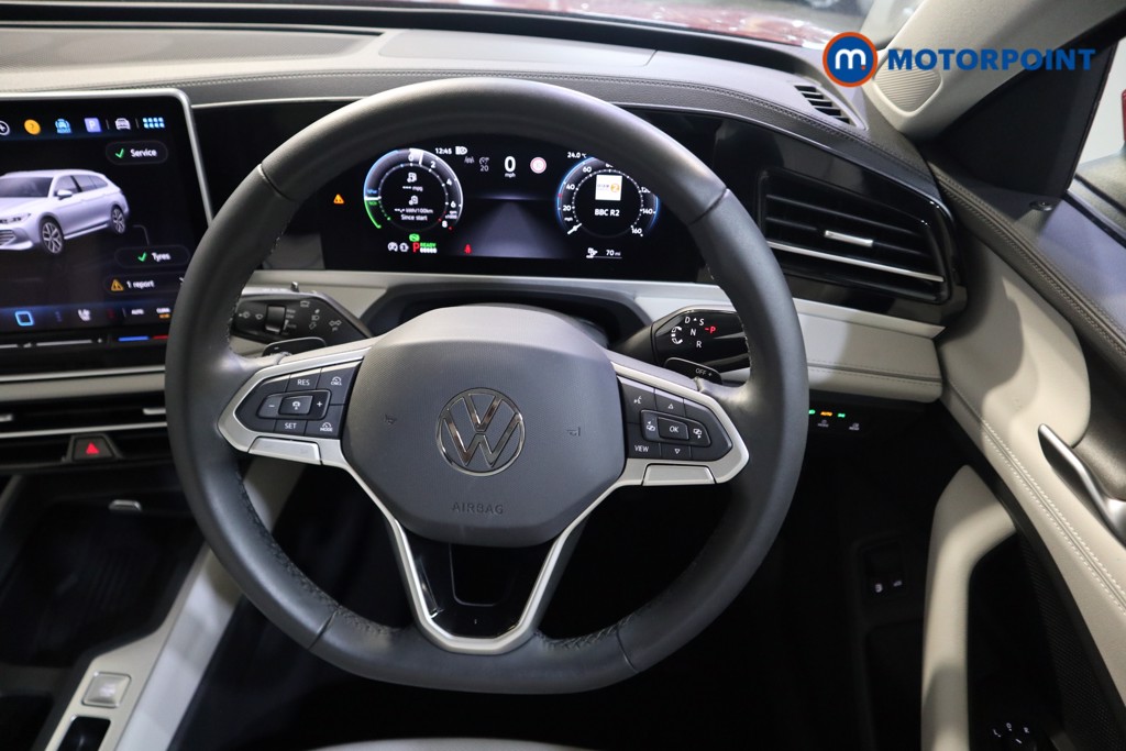 Volkswagen Passat Life Automatic Petrol Plug-In Hybrid Estate - Stock Number (1573294) - 2nd supplementary image