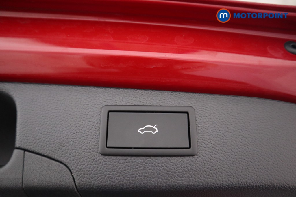 Volkswagen Passat Life Automatic Petrol Plug-In Hybrid Estate - Stock Number (1573294) - 16th supplementary image