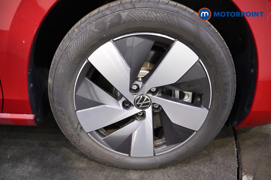 Volkswagen Passat Life Automatic Petrol Plug-In Hybrid Estate - Stock Number (1573294) - 18th supplementary image