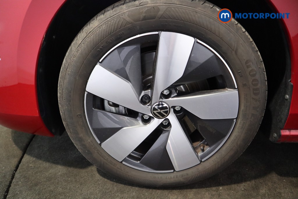 Volkswagen Passat Life Automatic Petrol Plug-In Hybrid Estate - Stock Number (1573294) - 19th supplementary image