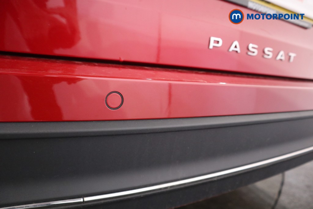 Volkswagen Passat Life Automatic Petrol Plug-In Hybrid Estate - Stock Number (1573294) - 21st supplementary image