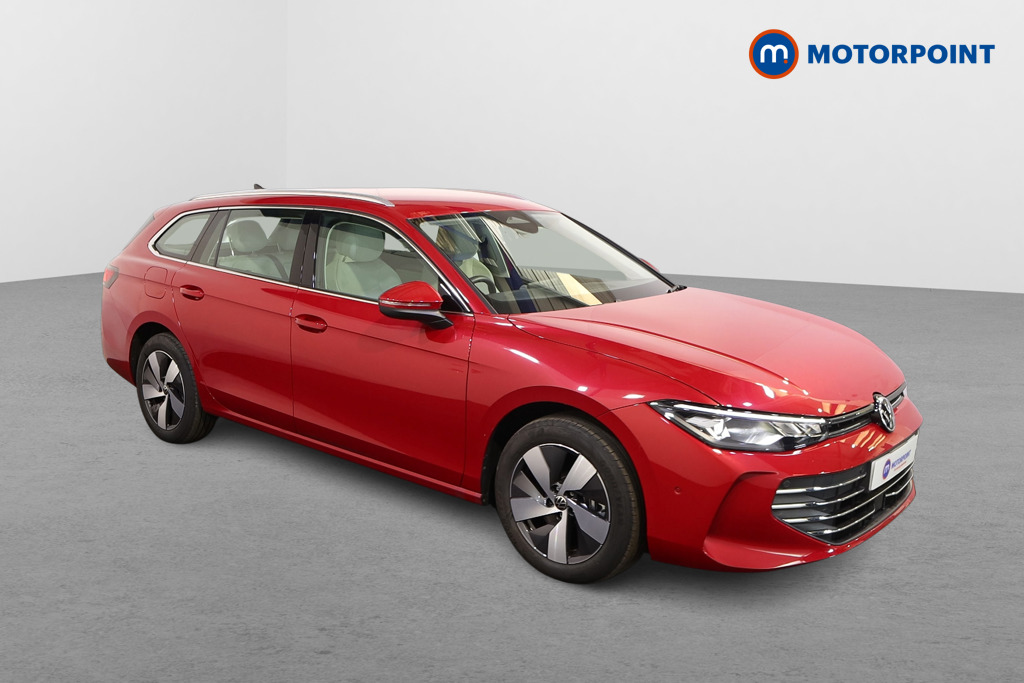 Volkswagen Passat Life Automatic Petrol Plug-In Hybrid Estate - Stock Number (1573294) - Drivers side front corner