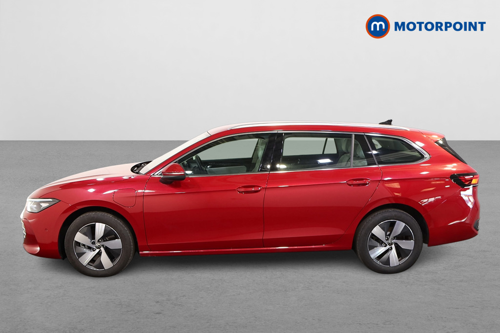 Volkswagen Passat Life Automatic Petrol Plug-In Hybrid Estate - Stock Number (1573294) - Passenger side