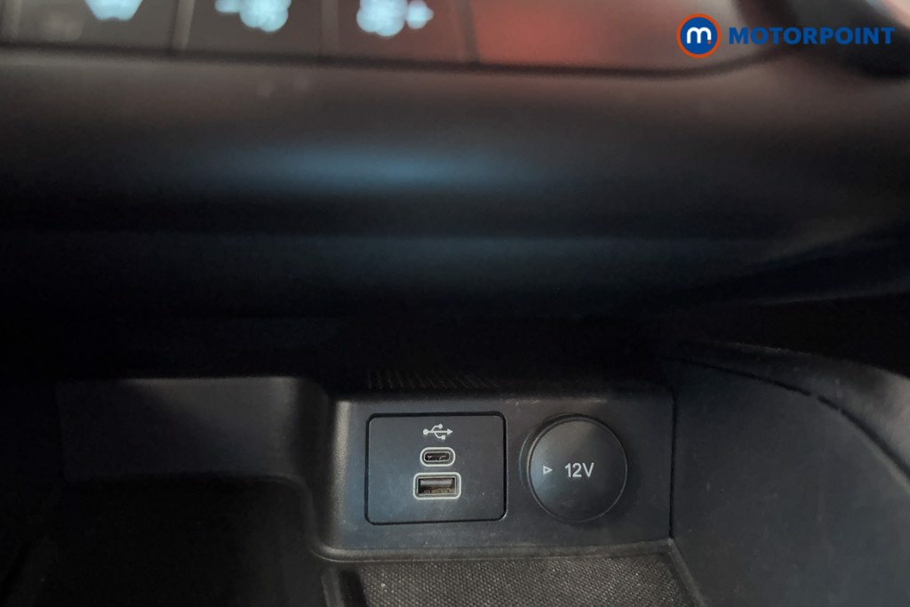 Ford Kuga St-Line Edition Automatic Diesel SUV - Stock Number (1573518) - 14th supplementary image