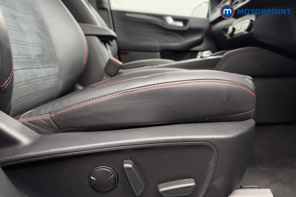 Ford Kuga St-Line Edition Automatic Diesel SUV - Stock Number (1573518) - 24th supplementary image
