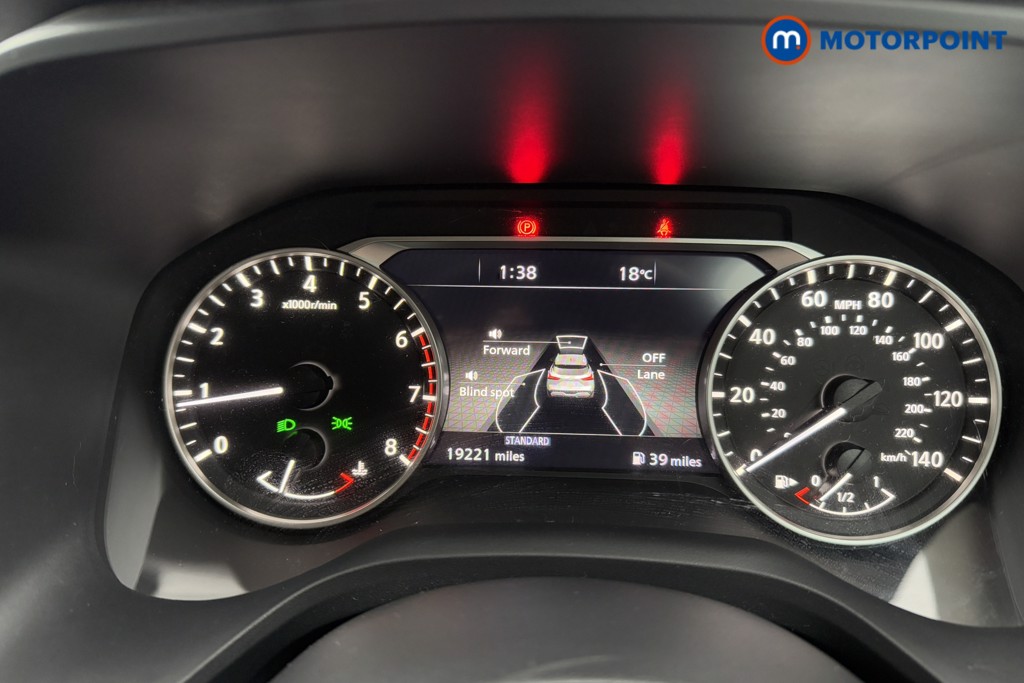 Nissan Qashqai N-Connecta Manual Petrol SUV - Stock Number (1573532) - 4th supplementary image