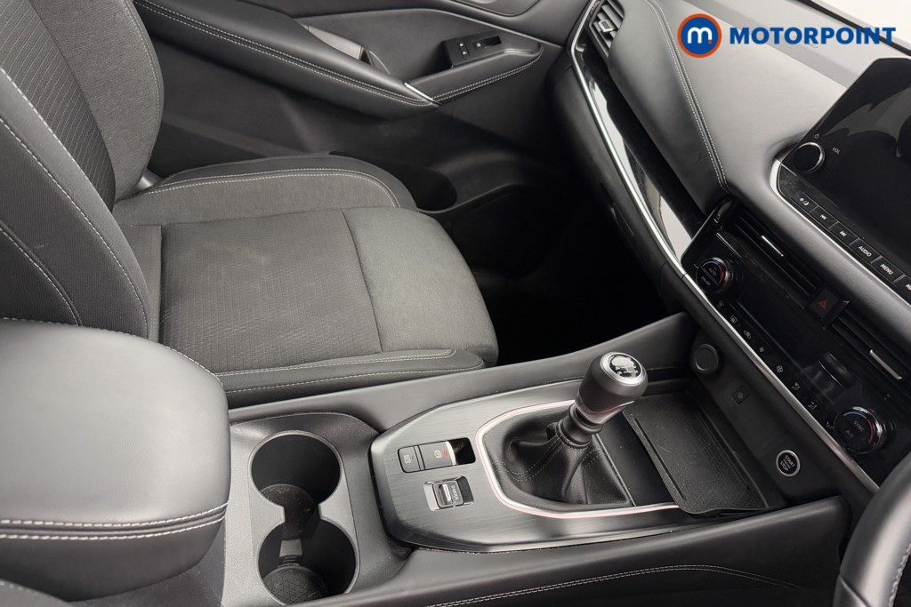 Nissan Qashqai N-Connecta Manual Petrol SUV - Stock Number (1573532) - 17th supplementary image
