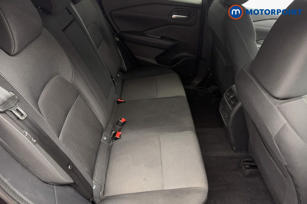 Nissan Qashqai N-Connecta Manual Petrol SUV - Stock Number (1573532) - 23rd supplementary image