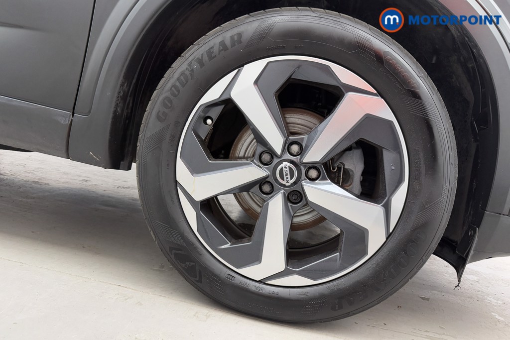 Nissan Qashqai N-Connecta Manual Petrol SUV - Stock Number (1573532) - 32nd supplementary image