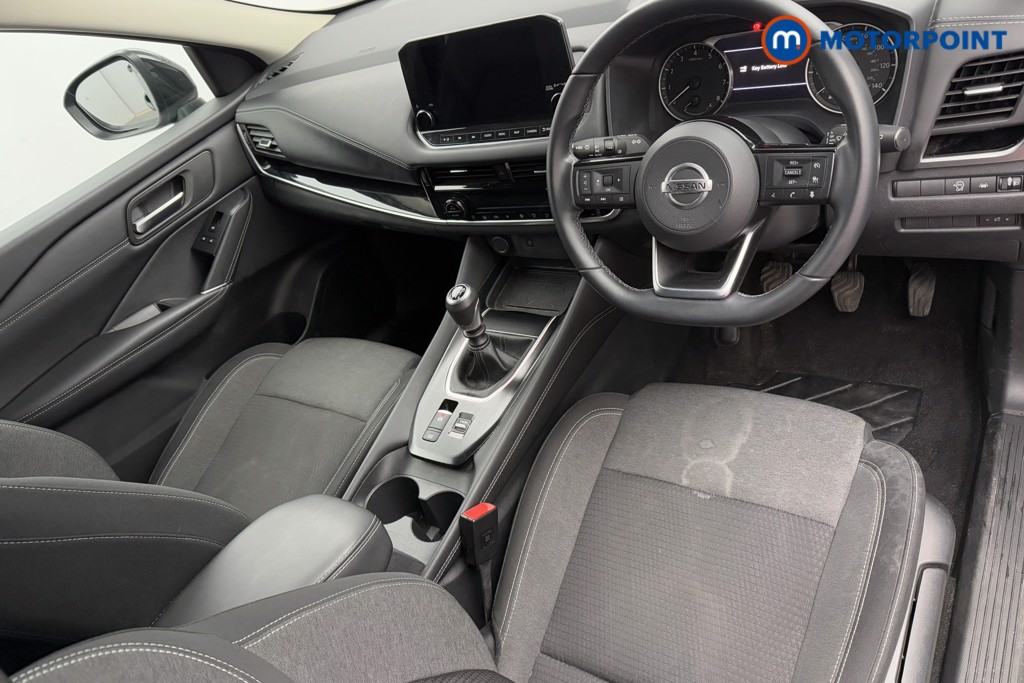 Nissan Qashqai N-Connecta Manual Petrol SUV - Stock Number (1573532) - 1st supplementary image