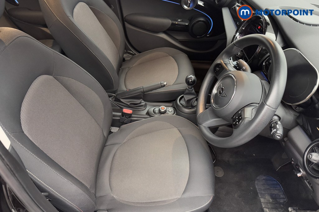 Mini Hatchback Cooper Classic Manual Petrol Hatchback - Stock Number (1573766) - 18th supplementary image