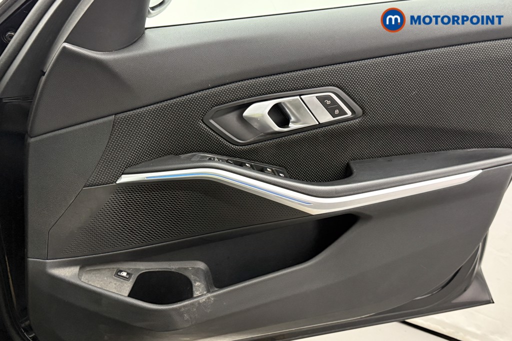 BMW 3 Series Se Pro Automatic Petrol Plug-In Hybrid Saloon - Stock Number (1573775) - 19th supplementary image