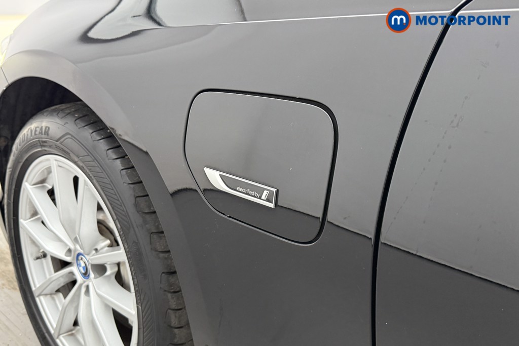 BMW 3 Series Se Pro Automatic Petrol Plug-In Hybrid Saloon - Stock Number (1573775) - 32nd supplementary image