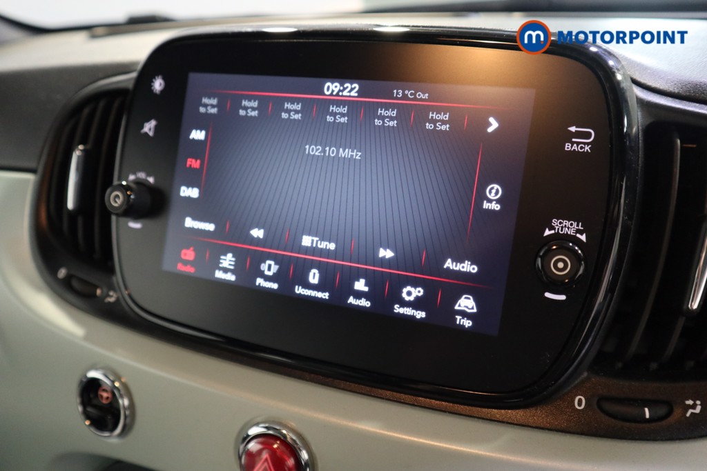 Fiat 500 Dolcevita Manual Petrol-Electric Hybrid Hatchback - Stock Number (1574148) - 6th supplementary image