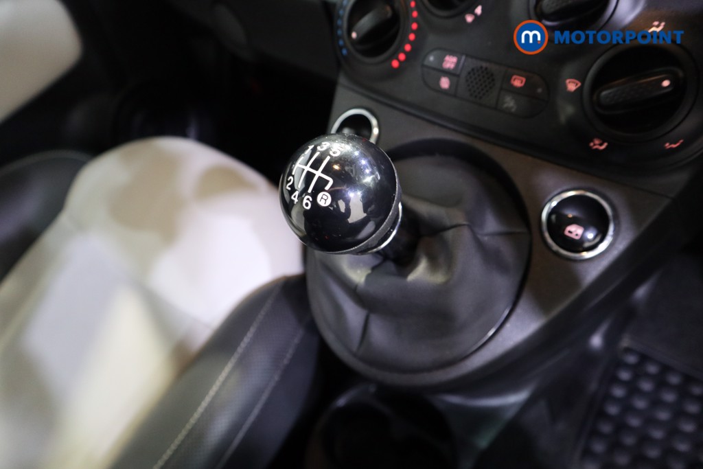 Fiat 500 Dolcevita Manual Petrol-Electric Hybrid Hatchback - Stock Number (1574148) - 8th supplementary image