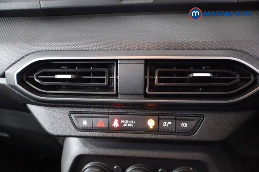 Dacia Jogger Essential Manual Petrol People Carrier - Stock Number (1574190) - 16th supplementary image