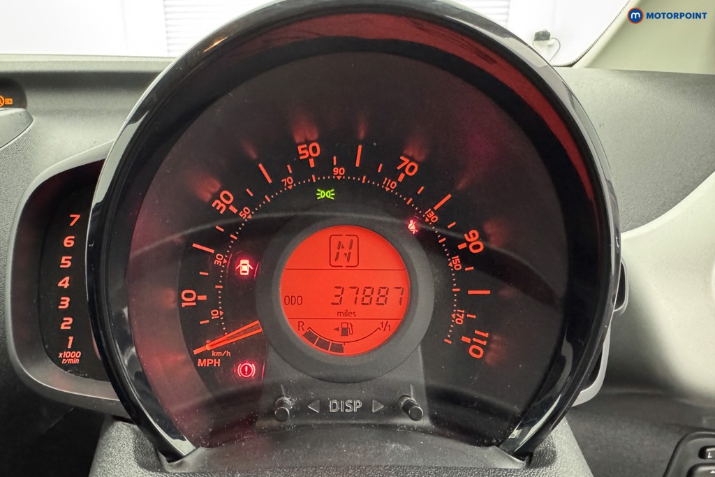 Peugeot 108 Allure Automatic Petrol Hatchback - Stock Number (1574366) - 9th supplementary image