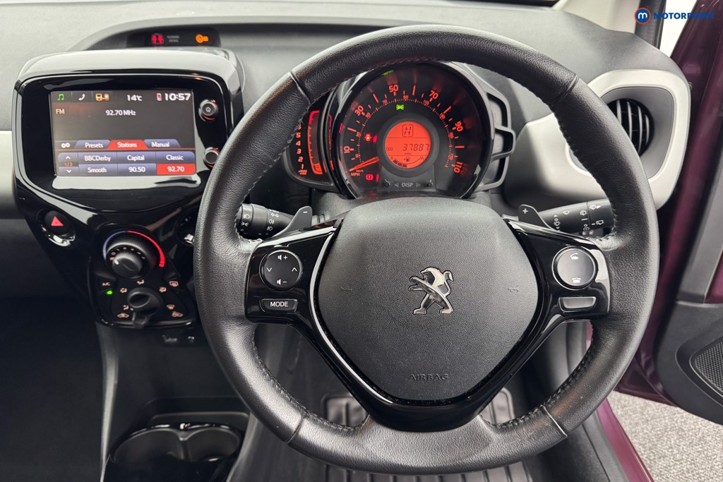 Peugeot 108 Allure Automatic Petrol Hatchback - Stock Number (1574366) - 1st supplementary image