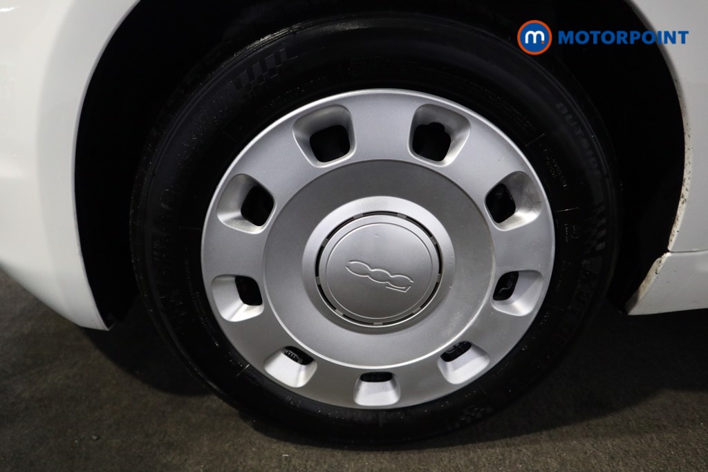 Fiat 500 POP Manual Petrol-Electric Hybrid Hatchback - Stock Number (1574768) - 14th supplementary image