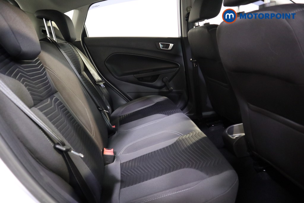 Ford Fiesta Zetec Manual Petrol Hatchback - Stock Number (1574902) - 12th supplementary image