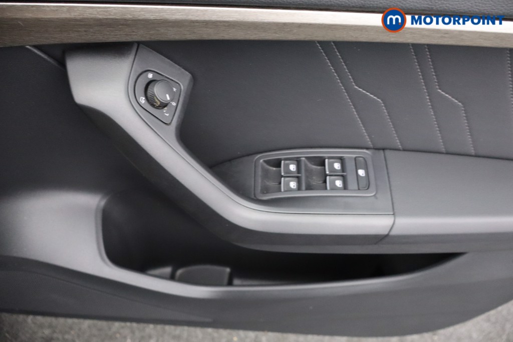 Seat Ateca Xperience Automatic Petrol SUV - Stock Number (1575283) - 16th supplementary image
