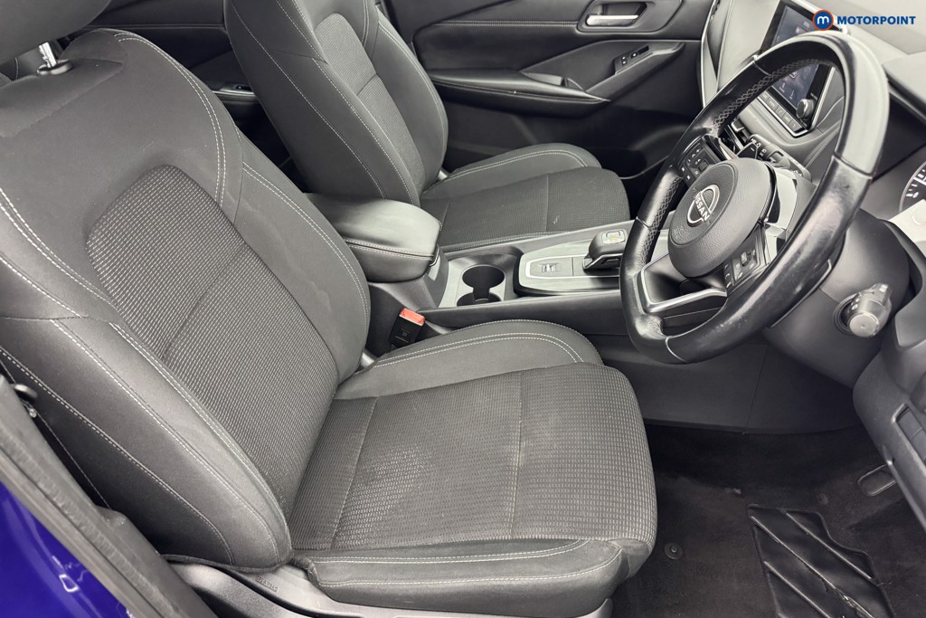 Nissan Qashqai Acenta Premium Automatic Petrol SUV - Stock Number (1575393) - 6th supplementary image