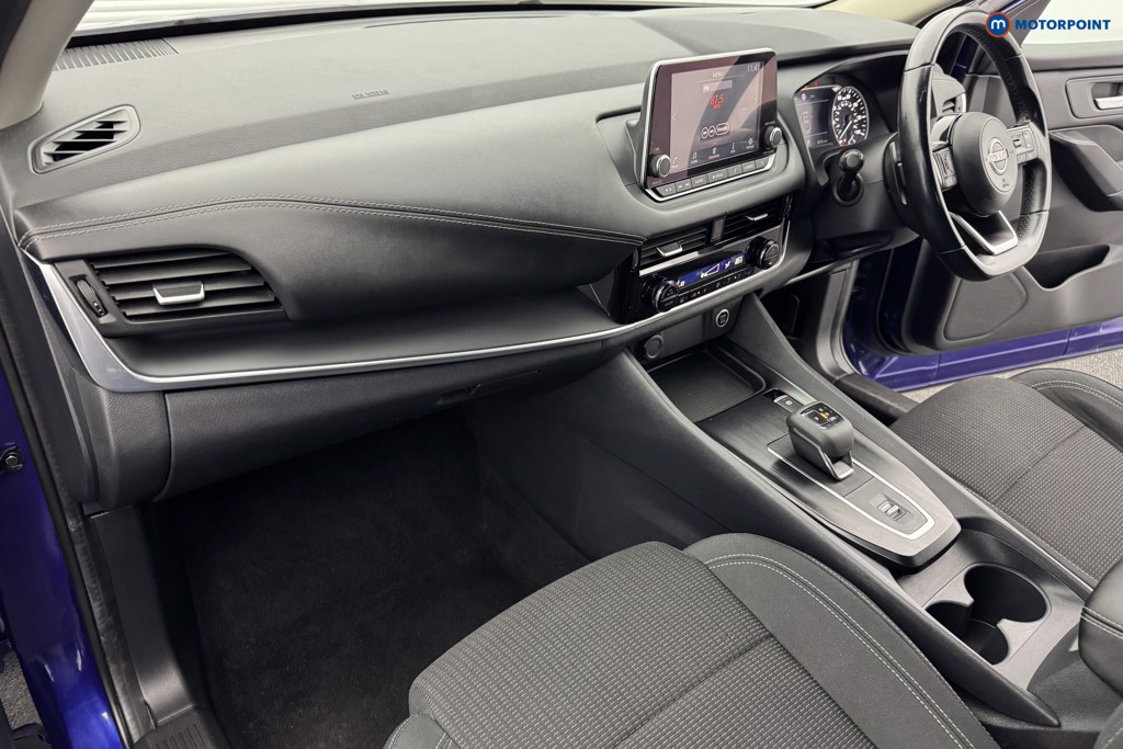 Nissan Qashqai Acenta Premium Automatic Petrol SUV - Stock Number (1575393) - 9th supplementary image