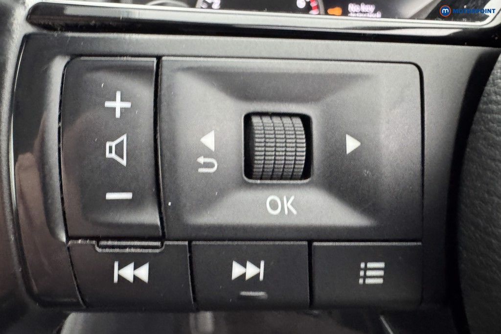 Nissan Qashqai Acenta Premium Automatic Petrol SUV - Stock Number (1575393) - 18th supplementary image