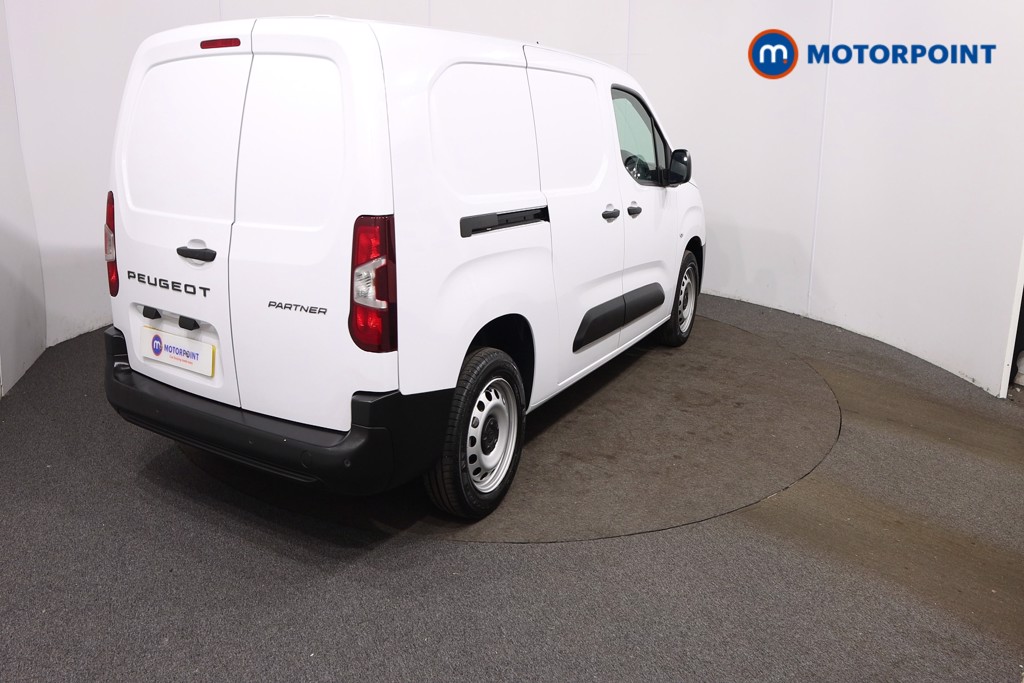 Peugeot Partner Professional Manual Diesel Panel Van - Stock Number (1575413) - Drivers side rear corner
