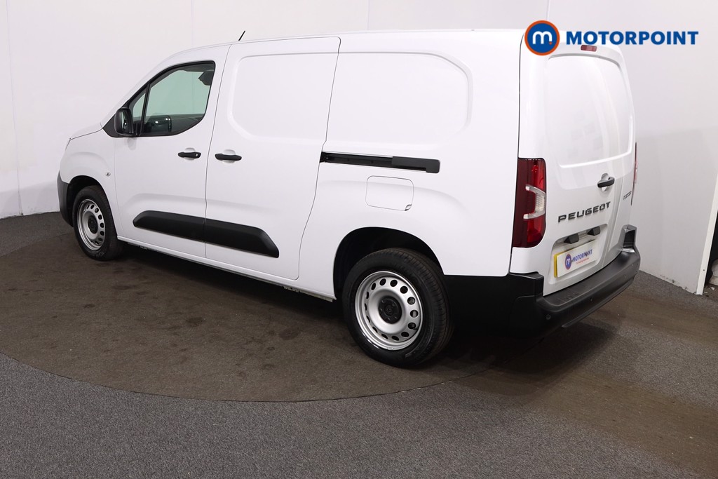 Peugeot Partner Professional Manual Diesel Panel Van - Stock Number (1575413) - Passenger side rear corner