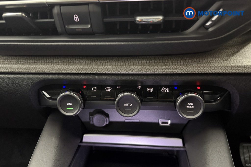 Citroen C5 X Shine Automatic Petrol Plug-In Hybrid Hatchback - Stock Number (1575510) - 9th supplementary image