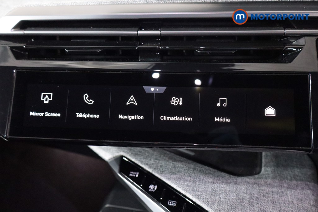 Peugeot 3008 GT Automatic Electric SUV - Stock Number (1575860) - 17th supplementary image