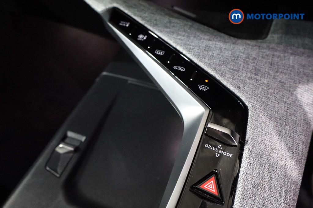 Peugeot 3008 GT Automatic Electric SUV - Stock Number (1575860) - 18th supplementary image
