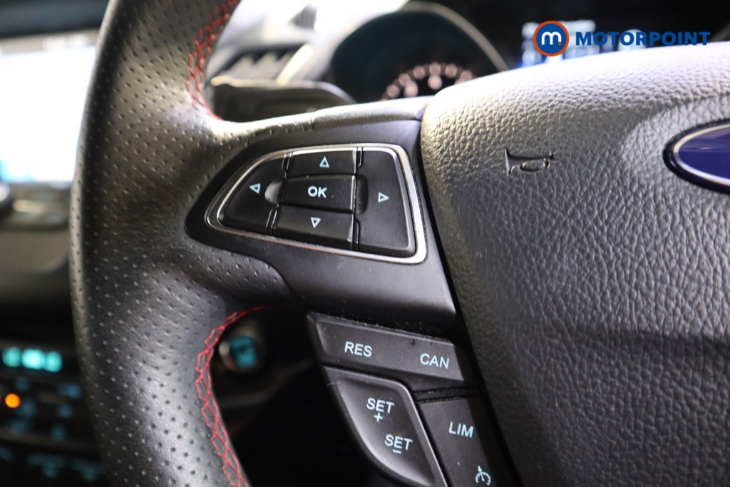 Ford Kuga St-Line Manual Petrol SUV - Stock Number (1575943) - 4th supplementary image