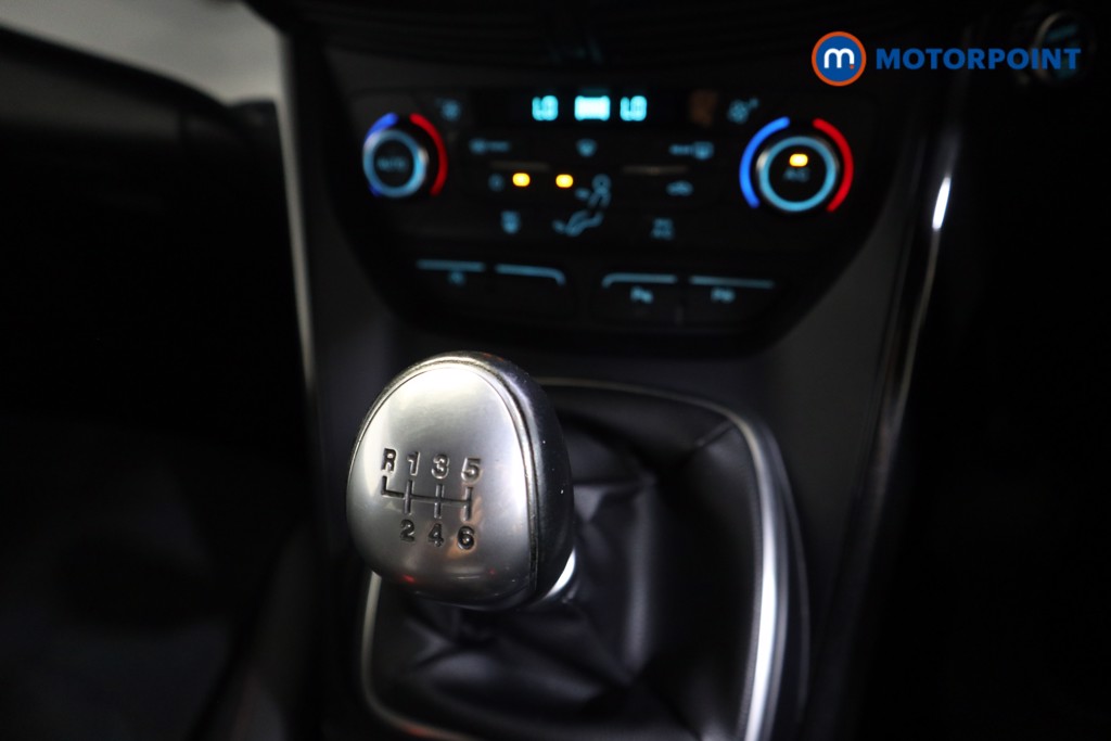 Ford Kuga St-Line Manual Petrol SUV - Stock Number (1575943) - 8th supplementary image