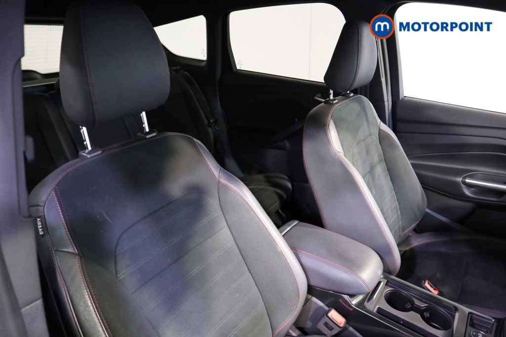 Ford Kuga St-Line Manual Petrol SUV - Stock Number (1575943) - 9th supplementary image