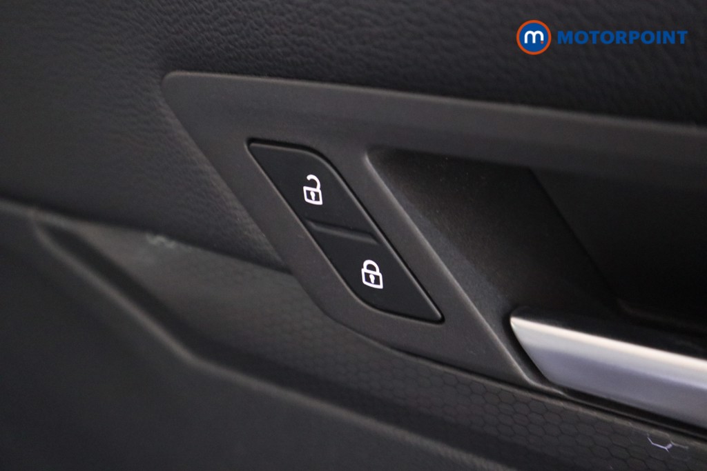 Volkswagen Golf GTD Automatic Diesel Hatchback - Stock Number (1575945) - 9th supplementary image