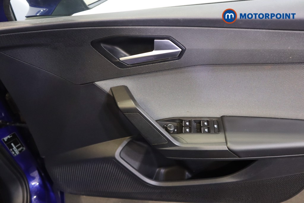Seat Leon Se Dynamic Manual Petrol Hatchback - Stock Number (1575971) - 7th supplementary image