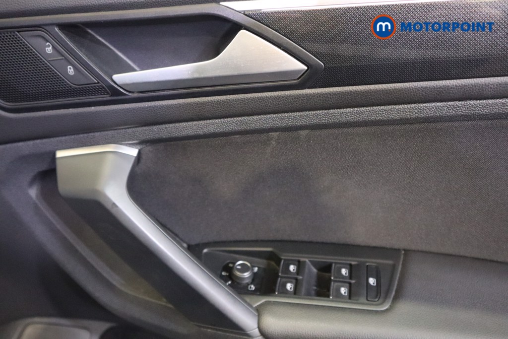 Volkswagen Tiguan Elegance Automatic Petrol SUV - Stock Number (1575998) - 8th supplementary image