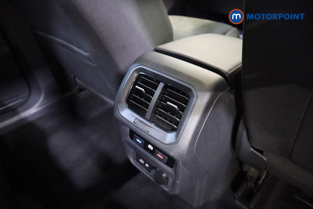 Volkswagen Tiguan Elegance Automatic Petrol SUV - Stock Number (1575998) - 15th supplementary image