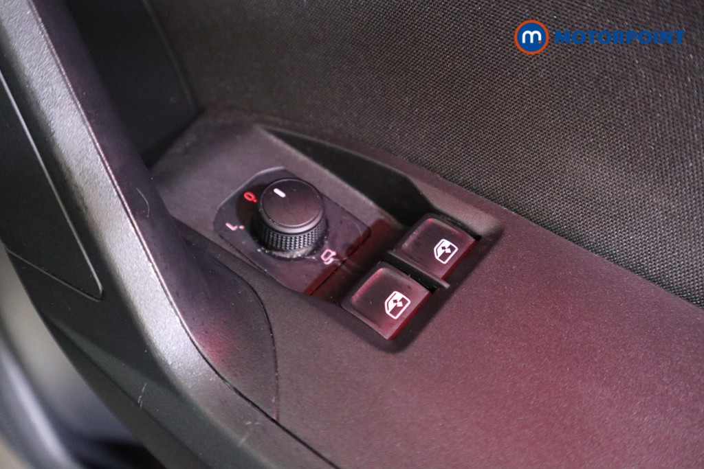 Seat Ibiza FR Manual Petrol Hatchback - Stock Number (1576553) - 10th supplementary image