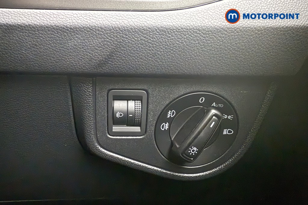 Volkswagen Polo Match Manual Petrol Hatchback - Stock Number (1576559) - 16th supplementary image