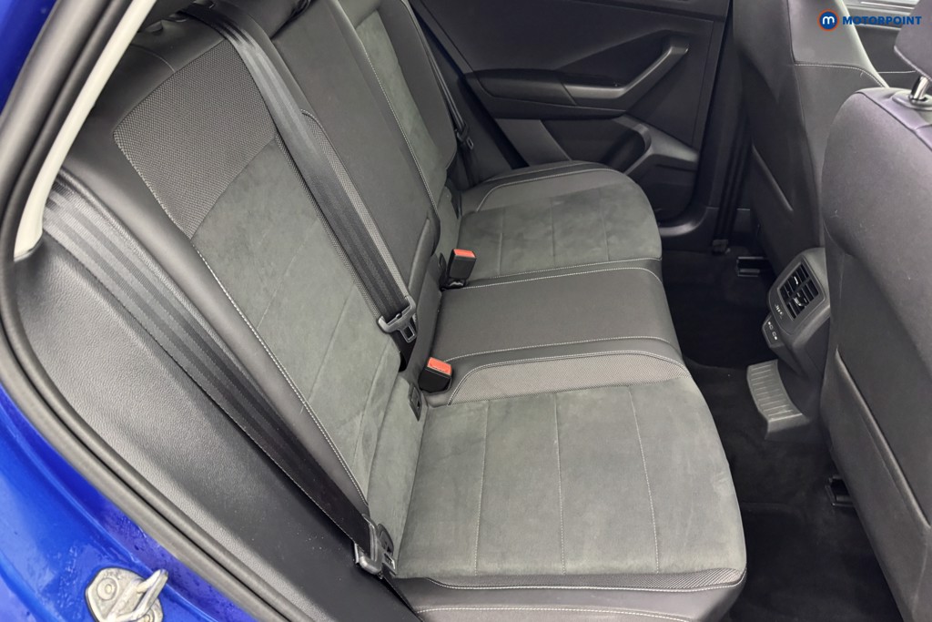 Volkswagen T-Roc Style Manual Petrol SUV - Stock Number (1576627) - 4th supplementary image