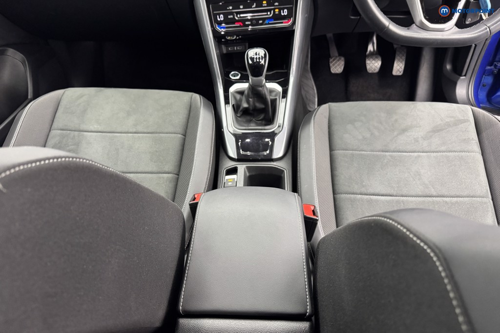Volkswagen T-Roc Style Manual Petrol SUV - Stock Number (1576627) - 10th supplementary image
