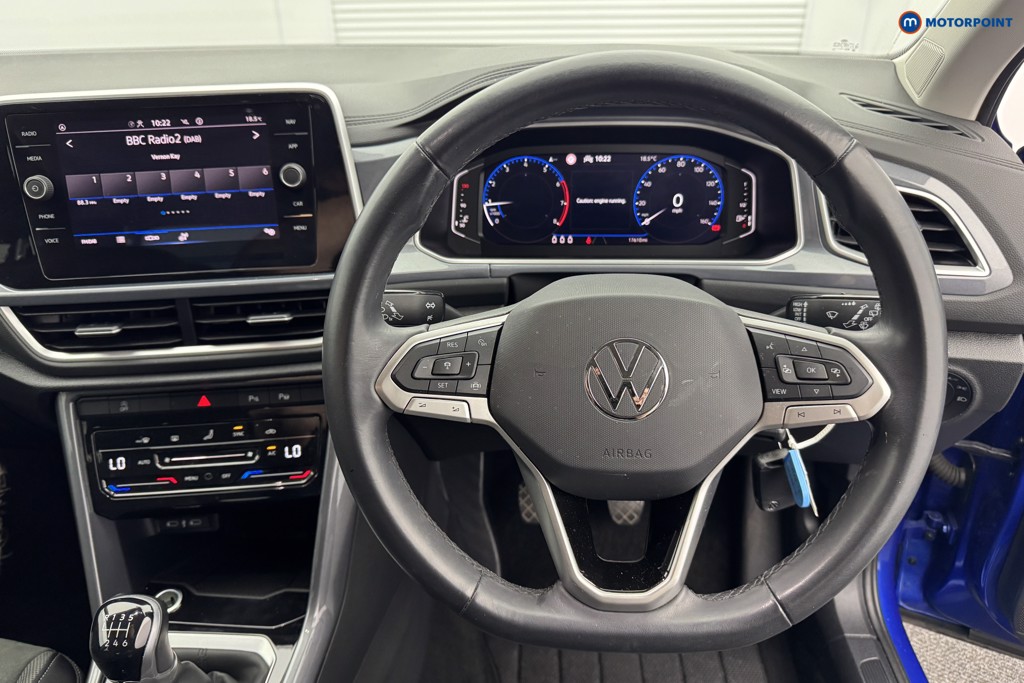 Volkswagen T-Roc Style Manual Petrol SUV - Stock Number (1576627) - 1st supplementary image